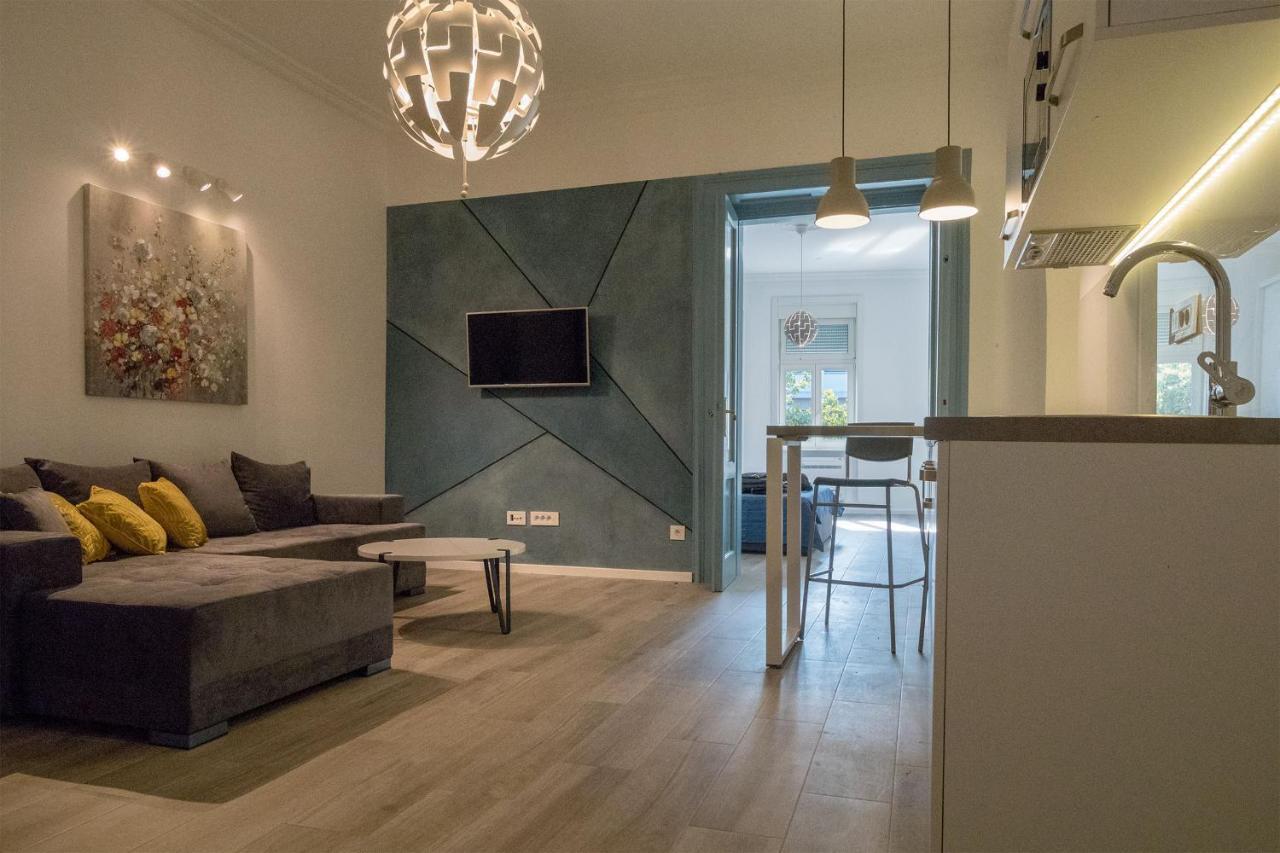 Twin Center Apartments Belgrade Exterior photo